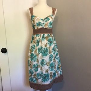 Fun and flirty Sz small floral dress